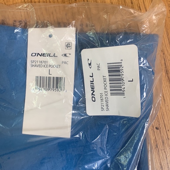 T-shirt by ONEILL BRAND NEW! - Picture 2 of 2